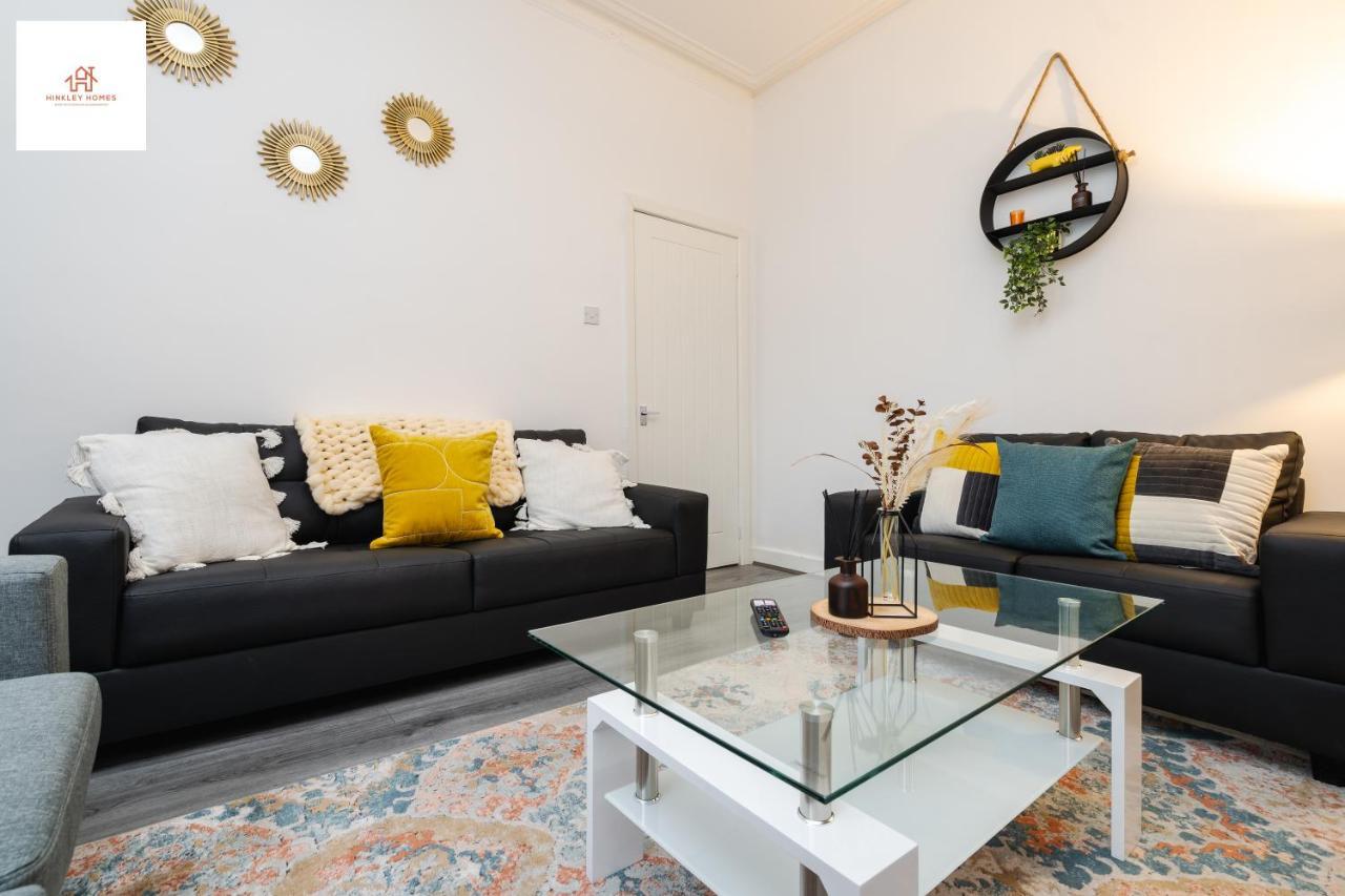 Immaculate 4 Bed In Liverpool By Hinkley Homes Short Lets & Serviced Accommodation Extérieur photo